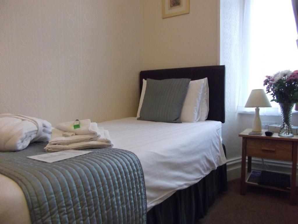 Holmlea Guest House Exclusively For Adults Windermere Dış mekan fotoğraf