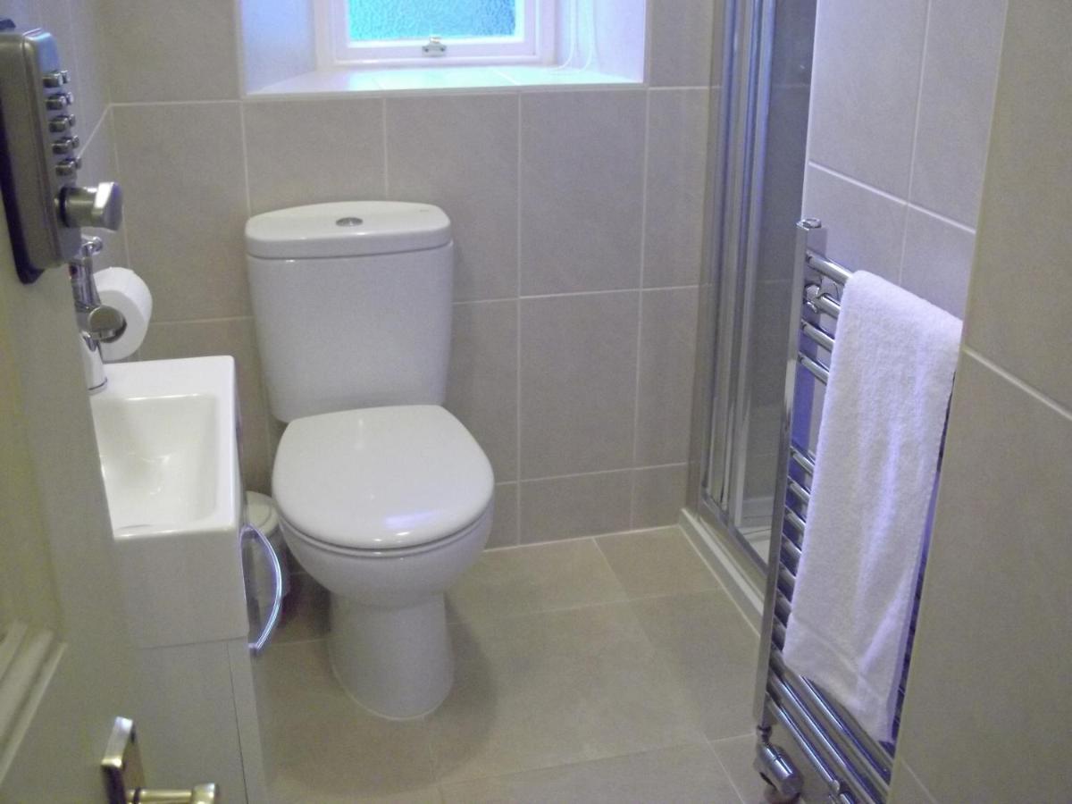 Holmlea Guest House Exclusively For Adults Windermere Dış mekan fotoğraf